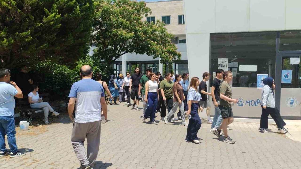 TYT sona erdi, adaylar sınav deneyimlerini paylaştı