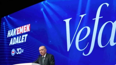 Cumhurbaşkanı Erdoğan: "İran’ın egemenliğine ve bölgemizin güvenliğine yönelik saldırıları kimden gelirse gelsin, asla tasvip etmiyor, tepkimizi de açıkça ortaya koyuyoruz"
