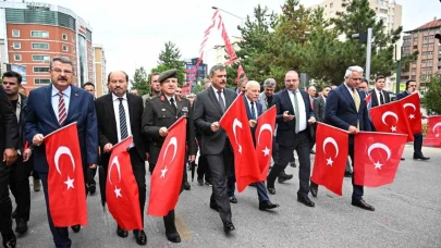 Atatürk’ün Erzurum’a gelişinin 106. yıl dönümü törenle kutlandı