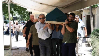uçak kazasında hayatını kaybeden pilot son yolculuğuna uğurlandı