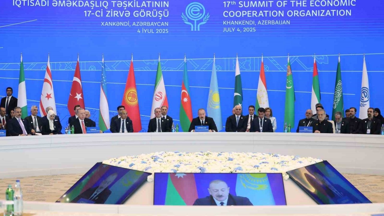 Ekonomik İşbirliği Teşkilatı 17. Zirvesi, Azerbaycan’ın Hankendi şehrinde başladı