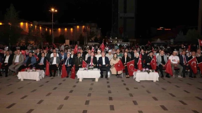 Bayburt’ta demokrasi zaferi kutlandı