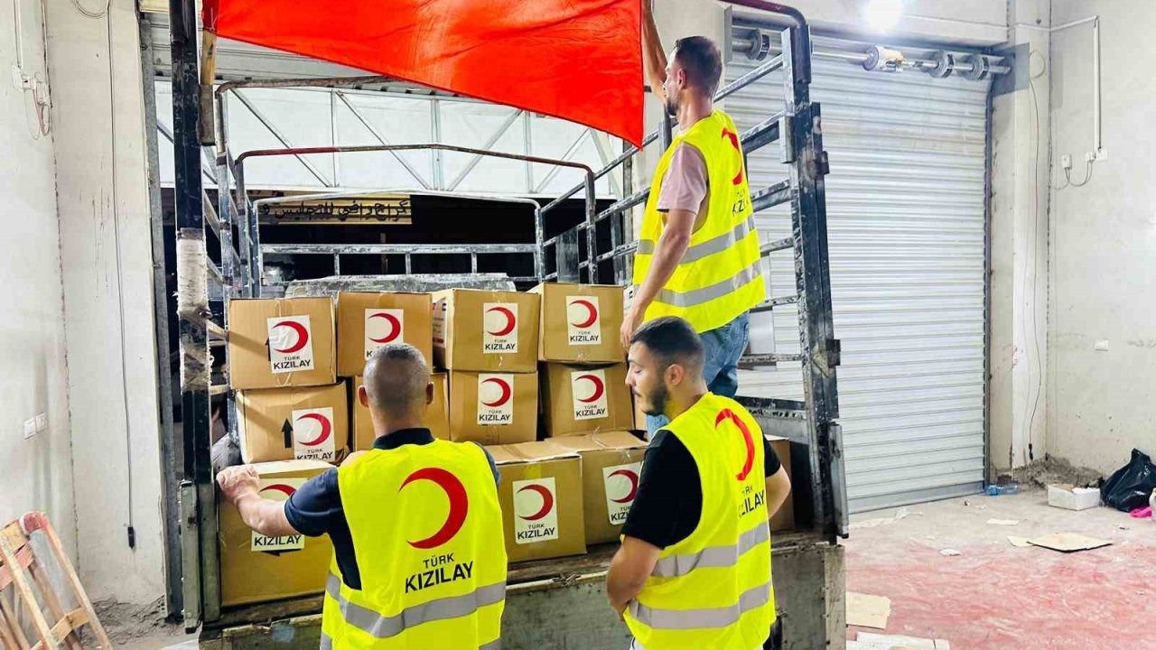 Türk Kızılay’dan Batı Şeria’ya bin 200 gıda kolisi
