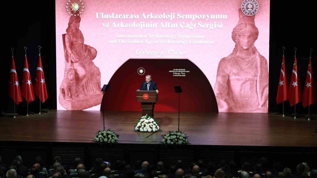Cumhurbaşkanı Erdoğan: "2002’den bugüne tam 13 bin 291 tarihi eserin ana vatana iade edilmesini sağladık"