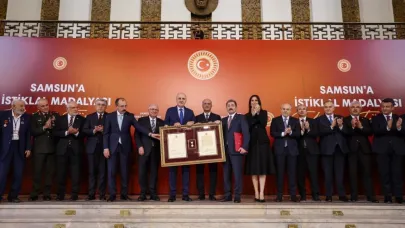 Samsun’a "İstiklal Madalyası Beratı" takdim edildi