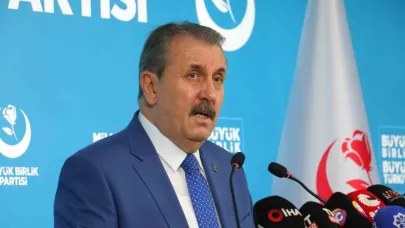 BBP lideri Destici: "Türkiye; milli güvenliğini hiçbir dış gücün onayına ihtiyaç duymadan, kendi bağımsız iradesiyle koruyacaktır"