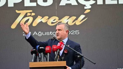 Bakan Bak: "Türkiye bir spor devrimi yaşamaktadır"