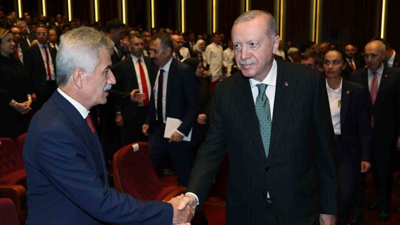 Cumhurbaşkanı Erdoğan: "Tüm gayemiz, ecdattan tevarüs ettiğimiz emsalsiz mirası daha da zenginleştirip gelecek kuşaklara aktarmak"