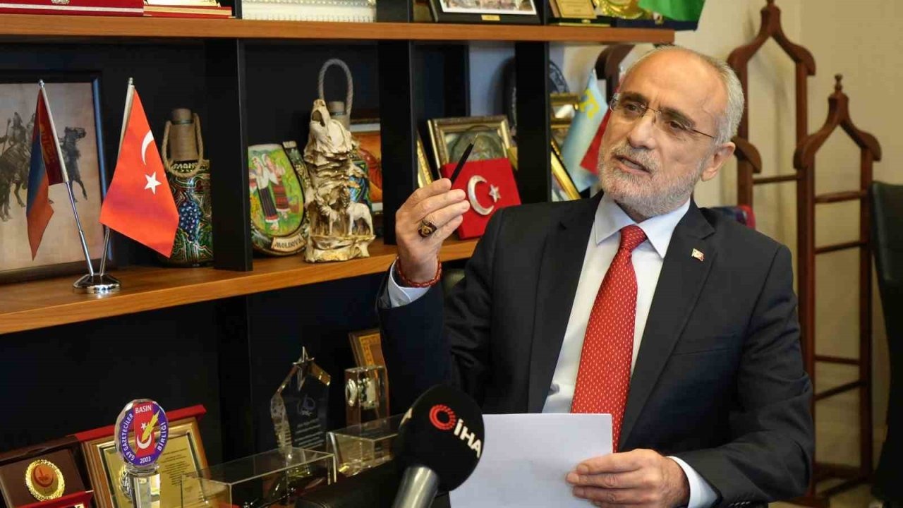 Cumhurbaşkanı Başdanışmanı Topçu: "Muhsin Yazıcıoğlu, 26 gün çırılçıplak işkenceye maruz kaldı"