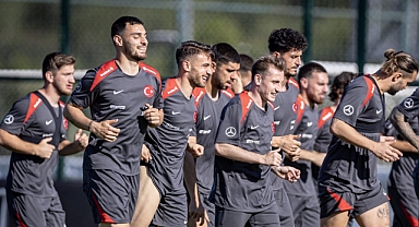A Milli Futbol Takımı, Çekya maçı hazırlıklarını sürdürdü