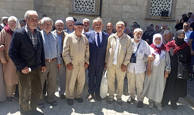 Hacı adayları Bayburt'tan dualarla uğurlandı