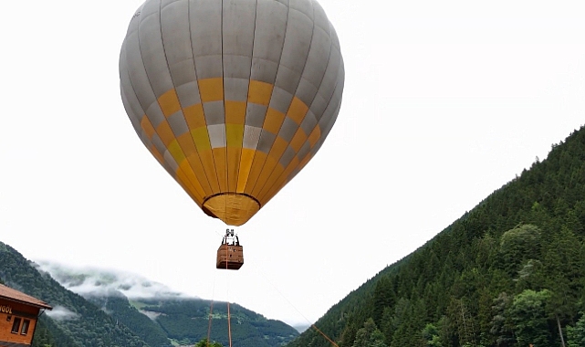Uzungöl'de balon heyecanı!