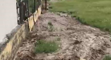 Ardahan’da sağanak sele neden oldu; Evleri su bastı, tarım arazileri zarar gördü