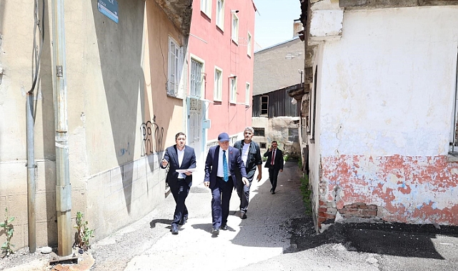 Başkan Sekmen’den kentsel dönüşüm incelemesi