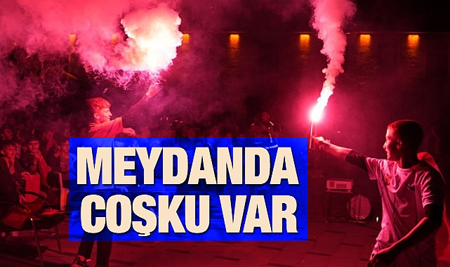 Saray Bahçasında Milli coşku...