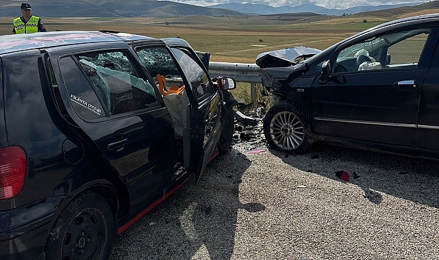 Bayburt'ta feci kaza: 5 yaralı!
