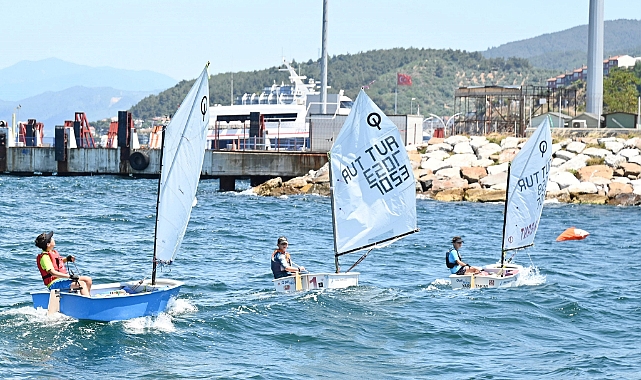 Bursa’da Kabotaj Bayramı'nda yelkenler yarışları nefes kesti