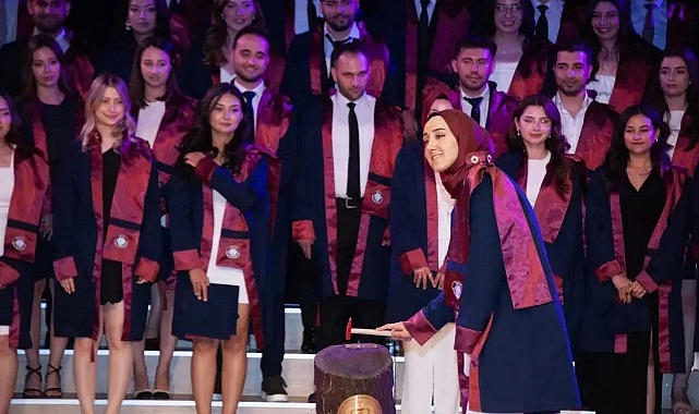 EBYÜ Diş Hekimliği Fakültesi ikinci mezunlarını verdi