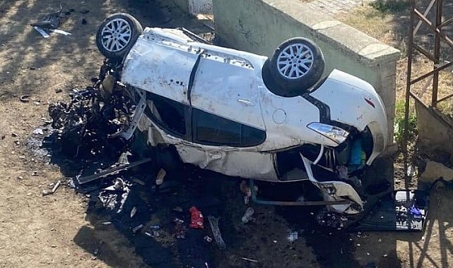 Horasan'da trafik kazası: 3 ölü, 4 yaralı
