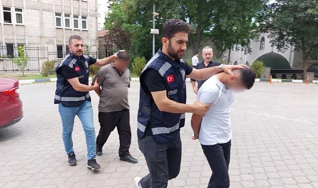 Samsun'da ele geçen 19 bin 558 hapla ilgili 3 kişi adliyede