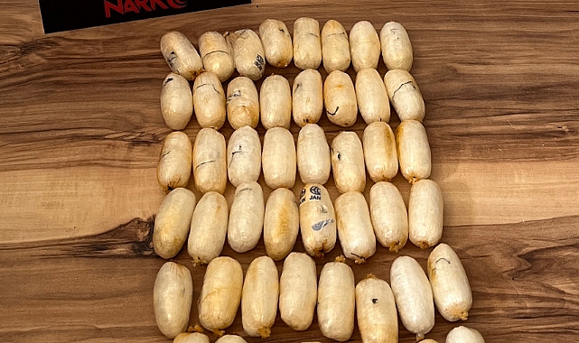 Yabancı uyruklu şahsın midesinden 53 paket uyuşturucu çıktı