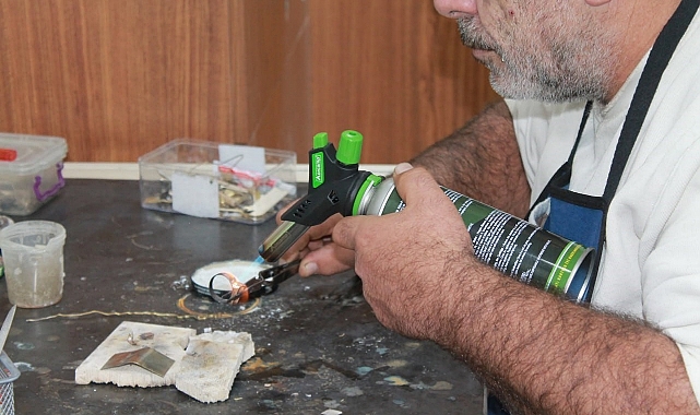Yıllarca çıra olarak yakıldı, şimdi altınla yarışıyor...