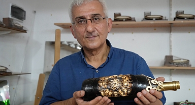 5 TL’ye aldığı atık şişeleri Avrupa’ya 50 euroya satıyor