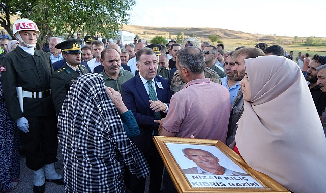 "Bana en güzel şeyi Türk bayrağını verdiniz ölene kadar saklayacağım"