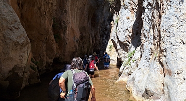 Çimenli Kanyonu doğaseverlerin gözdesi oldu