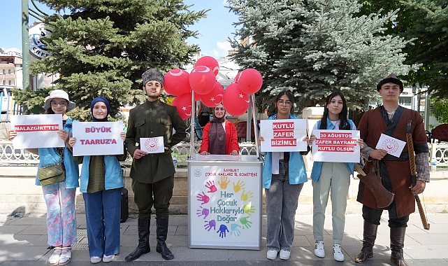 Çocuklardan 30 Ağustos Zafer Bayramı farkındalık etkinliği