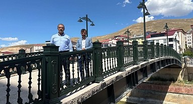 Çoruh Nehri üzerinde yapılan yaya köprüsü hizmete açıldı