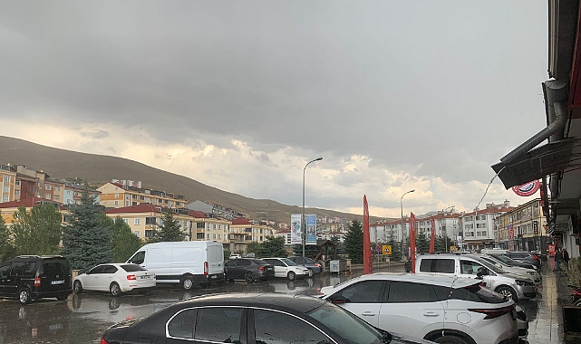 Sıcaktan bunalan Bayburt'un imdadına yağmur yetişti