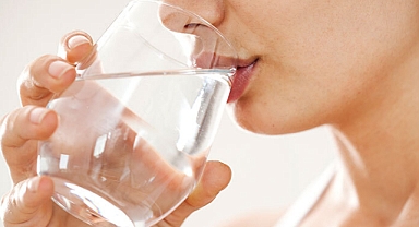 Yetersiz su tüketimi böbrek taşına zemin hazırlıyor