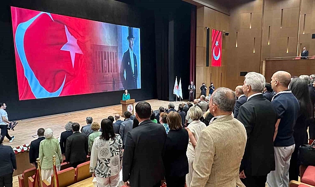10. Uluslararası Türk Dili Kurultayı başladı