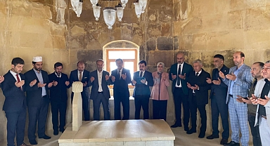 Ahilik Haftası kutlamaları çerçevesinde, pazar yeri dualarla açıldı