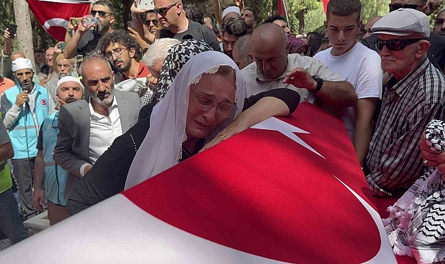 Ayşenur'a son kez dokundular göz yaşları sel oldu