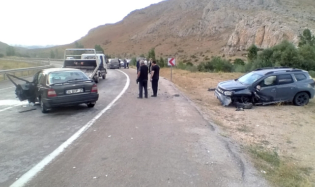 Bayburt'ta trafik kazası; 1 ölü 2 yaralı