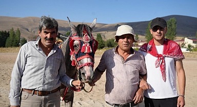 Cirit maçıyla askere uğurlandı