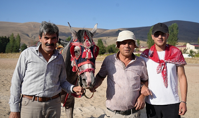Cirit maçıyla askere uğurlandı