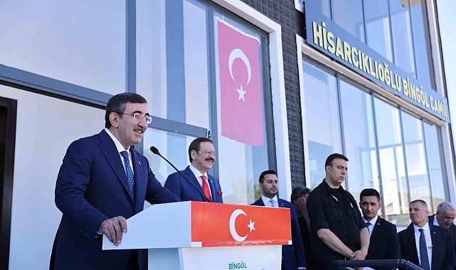 Cumhurbaşkanı Yardımcısı Yılmaz, "Birlik beraber içerisinde geleceğe yürümeye devam edeceğiz"