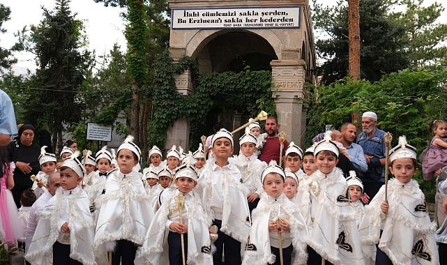 Erzincan'da 115 çocuk ücretsiz olarak sünnet ettirildi