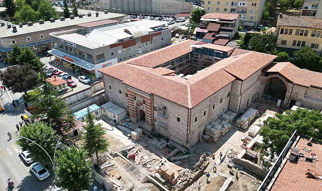 Genç Osmanlı dönesine ait dev erzak küpleri gün yüzüne çıkarıldı