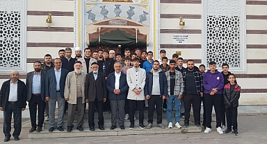 Gençler sabah namazında buluştu