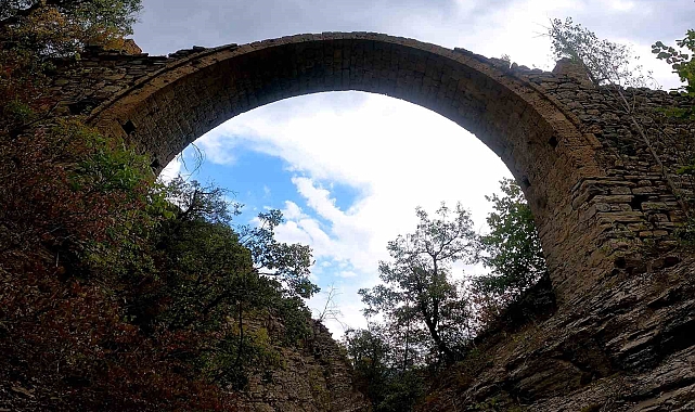 Gümüşhane'de asırlara meydan okuyan su kemeri