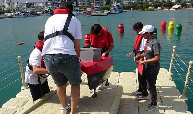 İlk defa düzenlenen insansız deniz aracı yarışması otonom sürüşleriyle tamamlandı