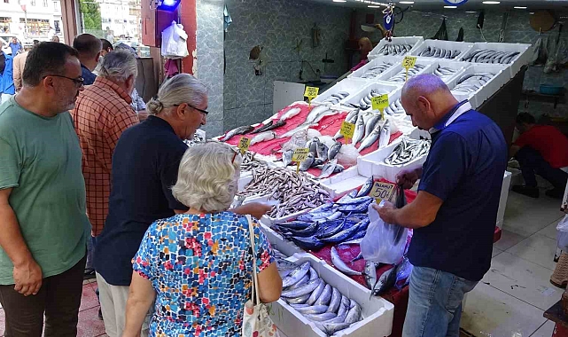 Karadeniz'de palamut bereketi: Tanesi 50 TL
