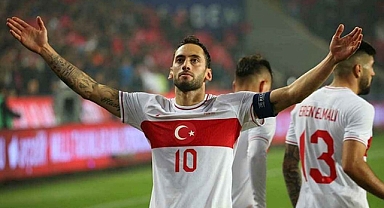 Milli Gururumuz Hakan Çalhanoğlu Ballon d'Or'a aday