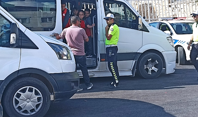 Okul önlerinde denetimler artırıldı