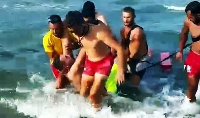 Samsun'da 22 yaşındaki genç boğulmaktan son anda kurtarıldı