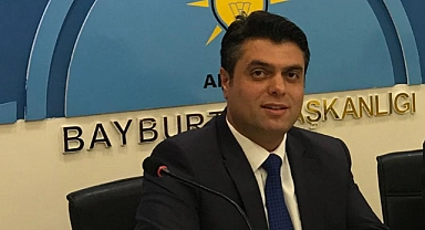 AK Parti'de o isim görevinden ayrıldı!